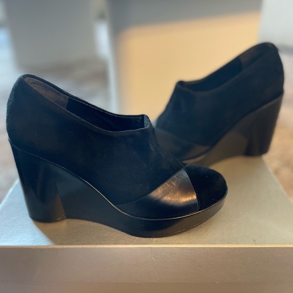 Robert Clergerie black platform Wedge w/suede - Picture 3 of 7